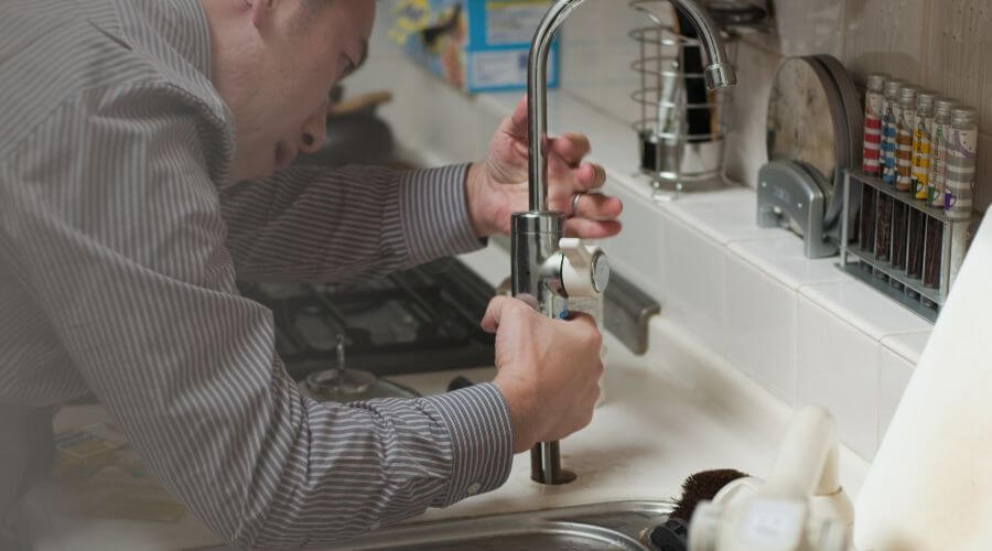 Professional sink repair in Old Town, FL